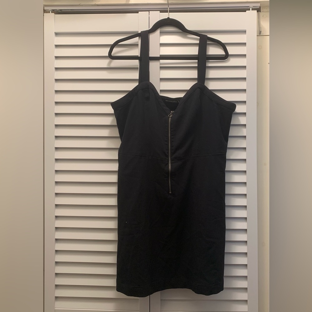 Abercrombie & Fitch Black Dress